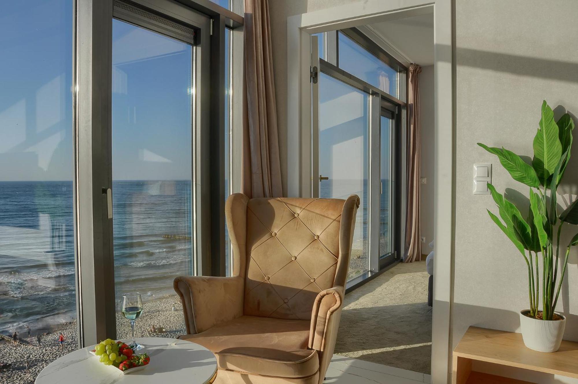 Apartament Nadmorski Luksus - Boulevard Устроне-Морске Экстерьер фото