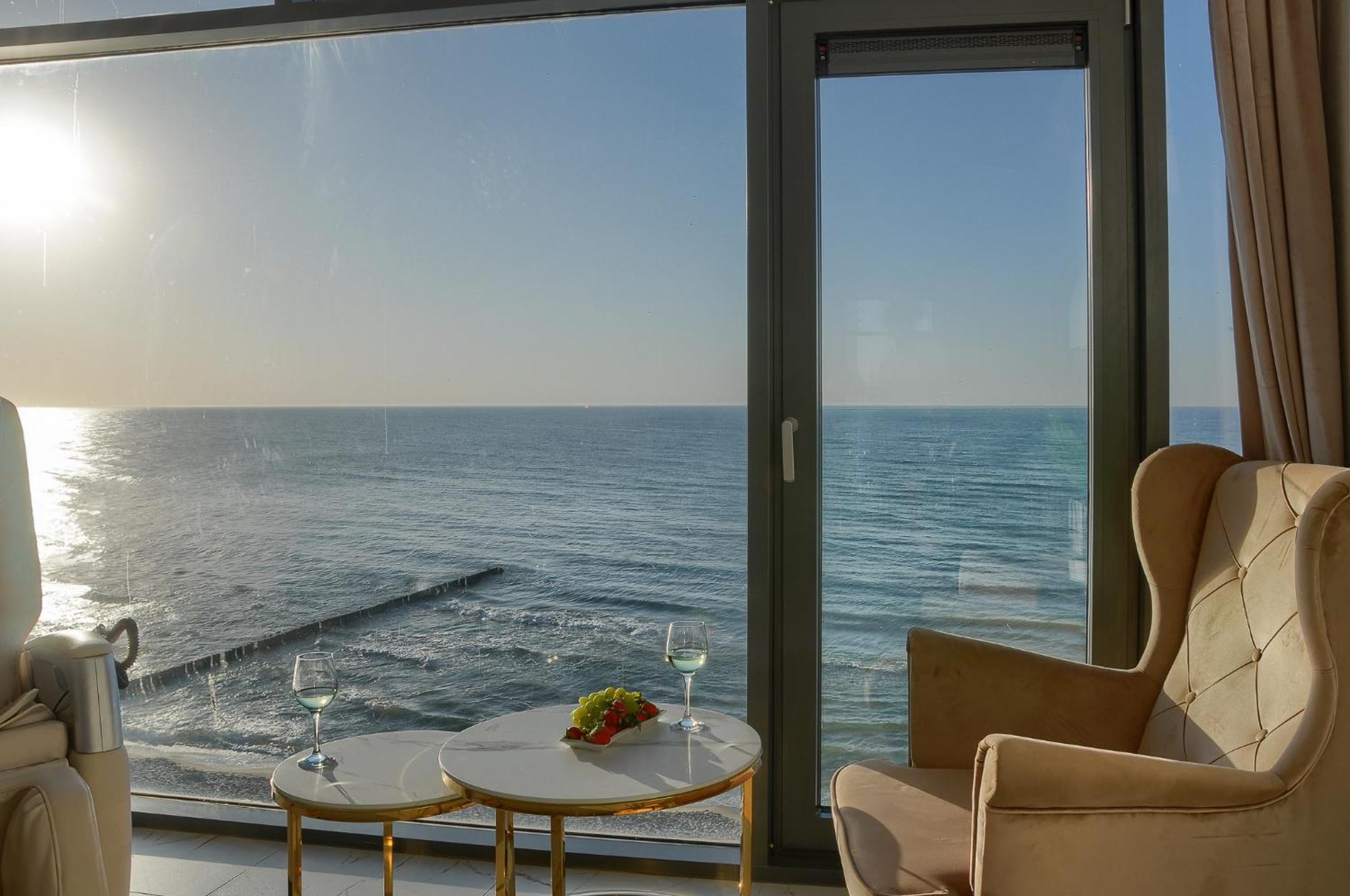 Apartament Nadmorski Luksus - Boulevard Устроне-Морске Экстерьер фото
